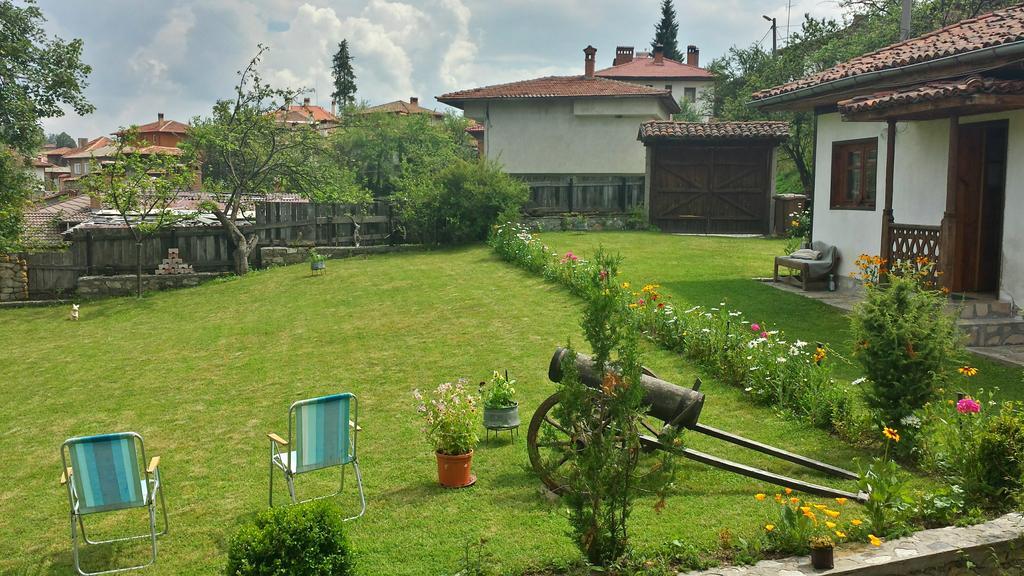 Mechta Guest House Koprivstica Kültér fotó