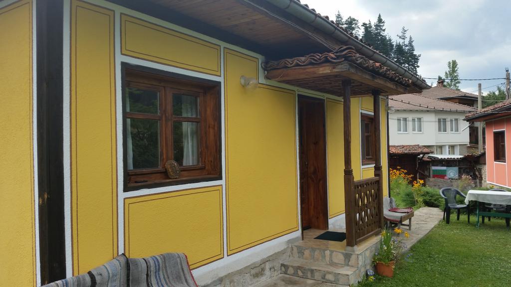 Mechta Guest House Koprivstica Kültér fotó