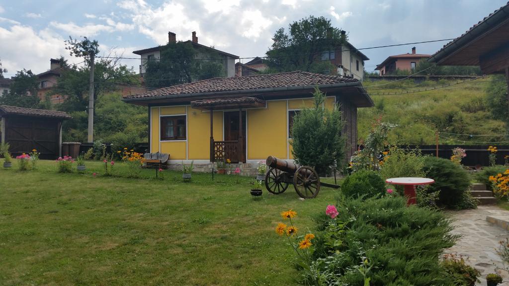 Mechta Guest House Koprivstica Kültér fotó