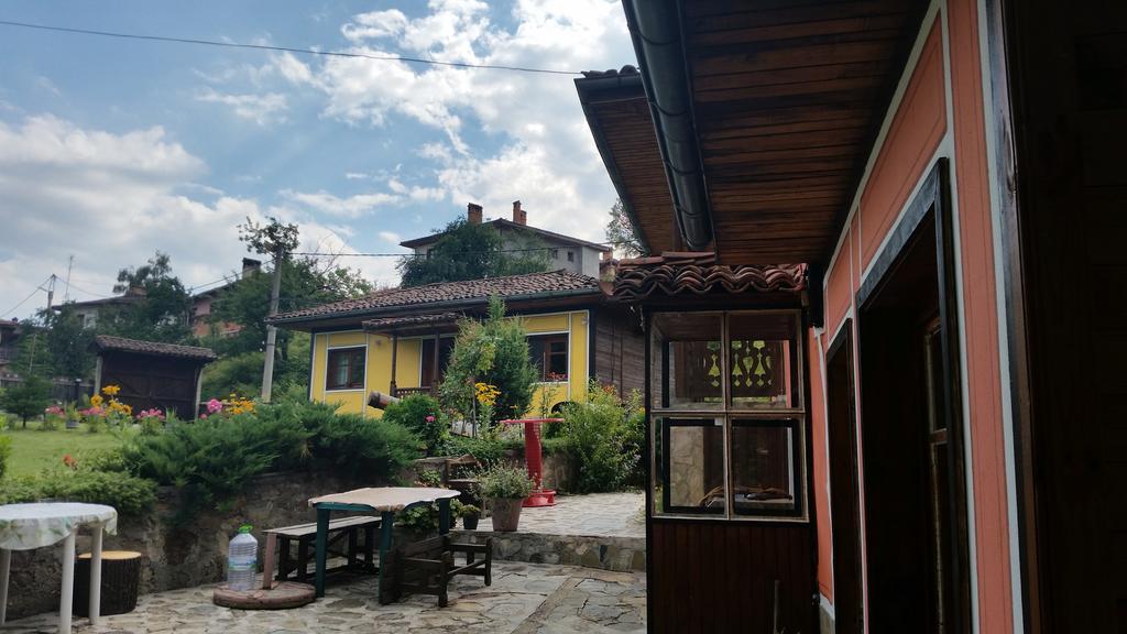 Mechta Guest House Koprivstica Kültér fotó