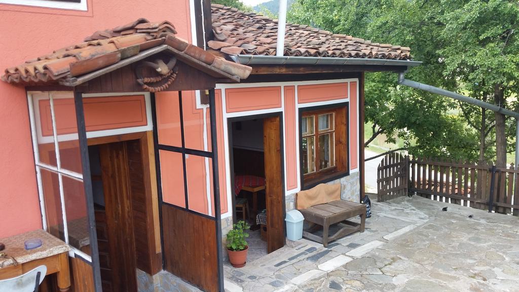 Mechta Guest House Koprivstica Kültér fotó